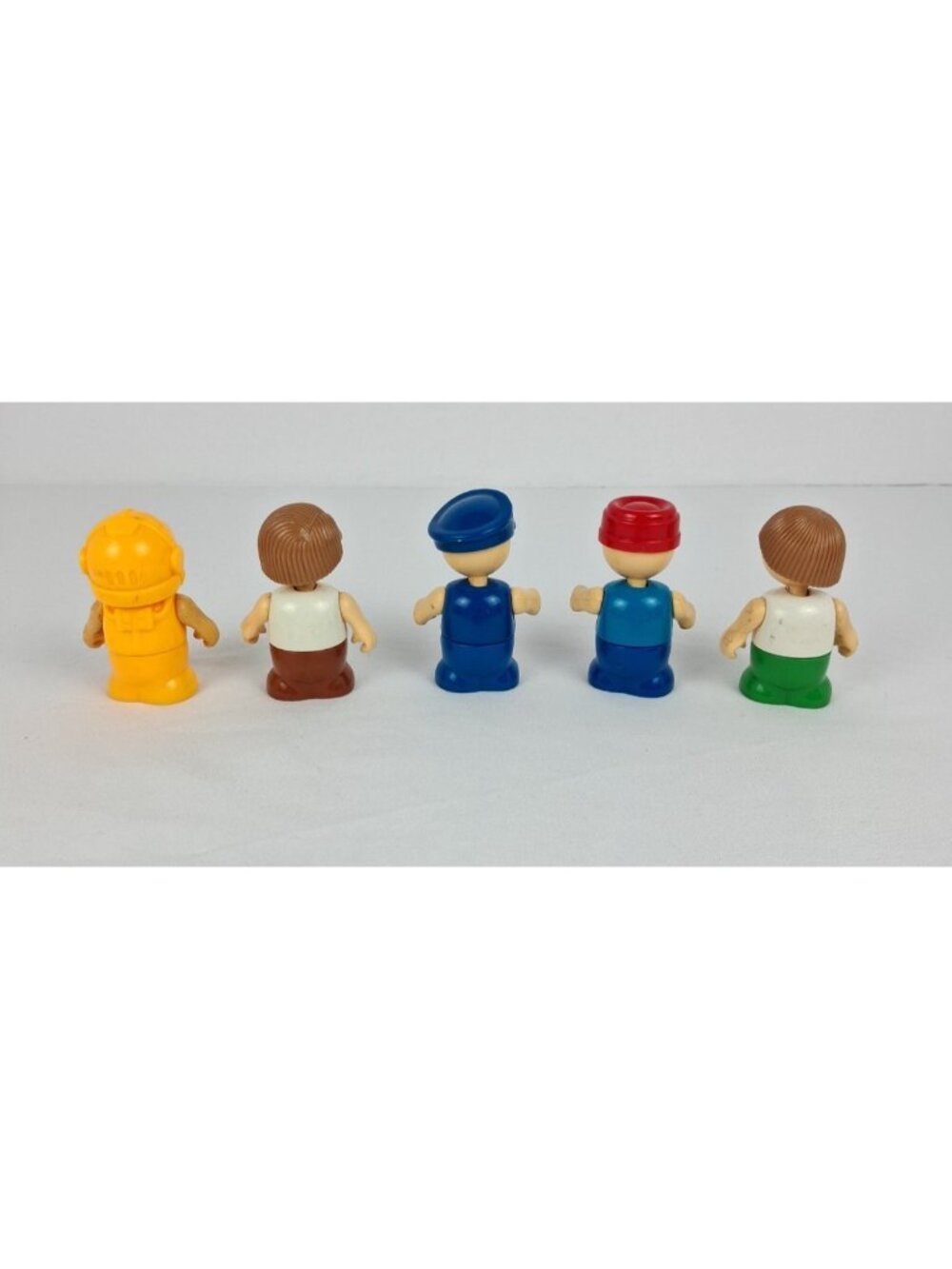 VTG Fisher-Price Little People 5 Figures Policeman Astronaut + More Hong Kong - Picture 2 of 4